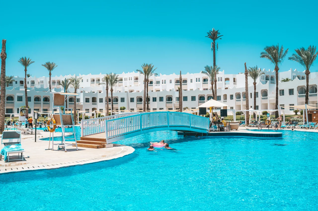 🏙️ Stadtrundfahrt Hurghada – Shopping & Entdeckungstour | Amara Trips