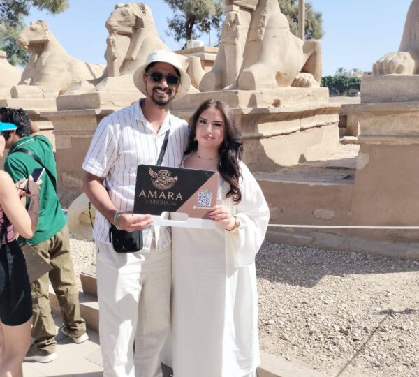 Guests at Karnak Temple during a private Luxor sightseeing tour from Hurghada