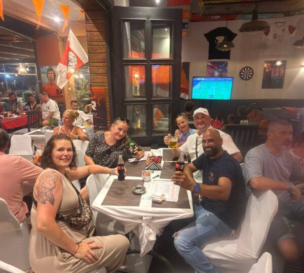 Guests enjoying an evening meal during an Amara Hurghada Trip experience