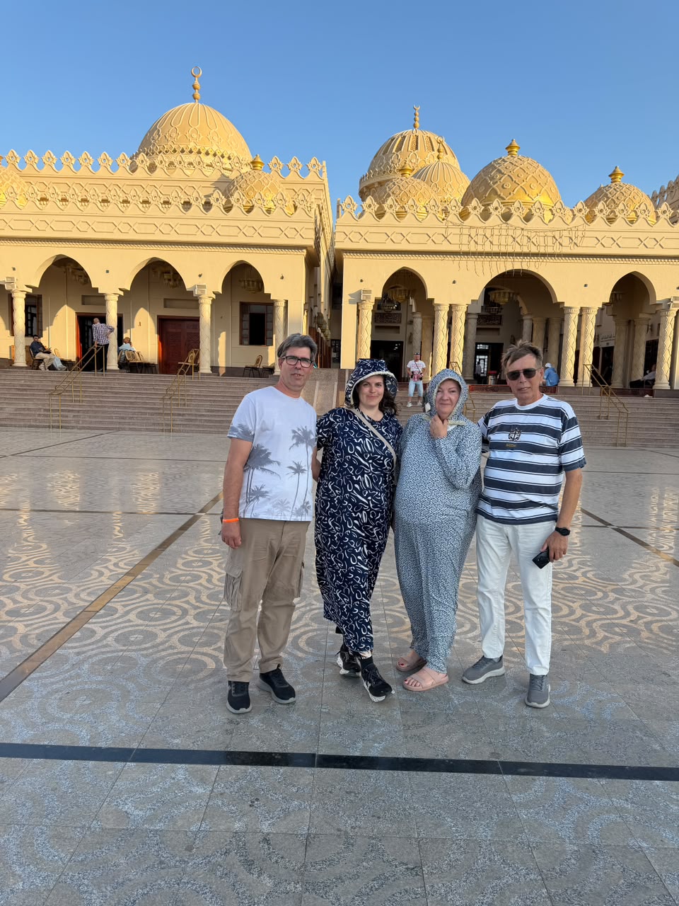 Guests visiting a mosque courtyard during a Hurghada city tour